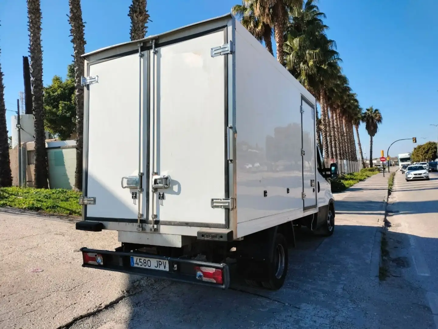 Iveco Daily Chasis Cabina 35C15/2.3 3450 Tor 146 Blanco - 2