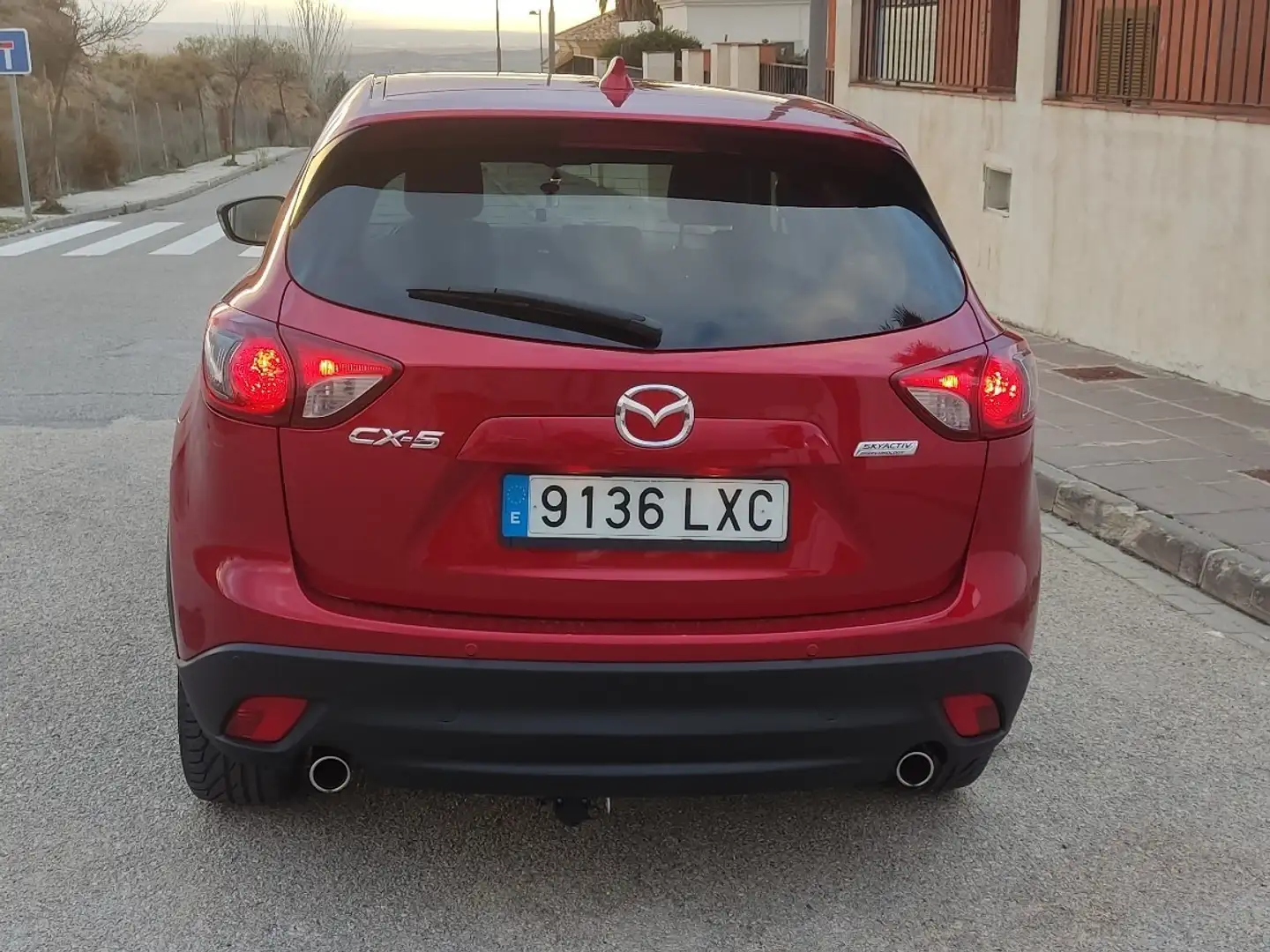 Mazda CX-5 2.2DE Style + Navegador 2WD Rojo - 2
