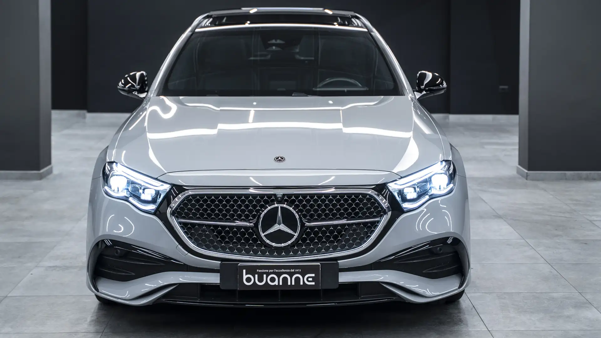 Mercedes-Benz E 450 D 4MATIC SW EXCLUSIVE AMG PREMIUM PLUS TETTO SOSP Gris - 2