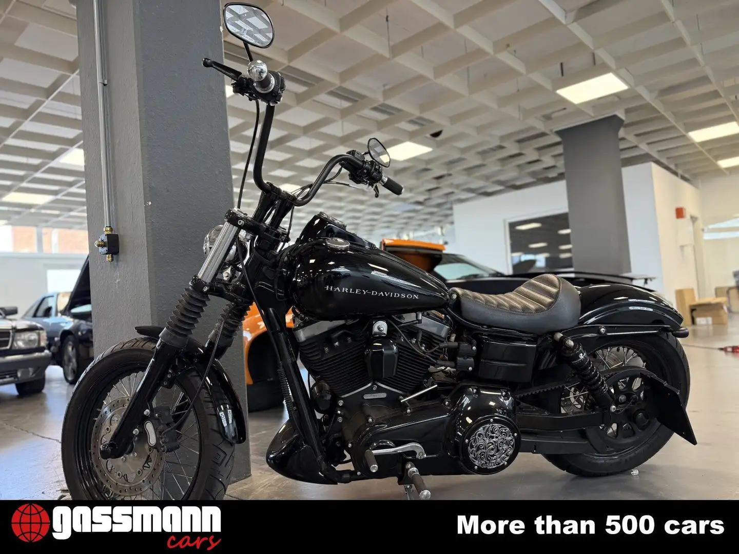 Harley-Davidson Dyna Street Bob FXDB -  76 PS / 1.585 ccm Negru - 2
