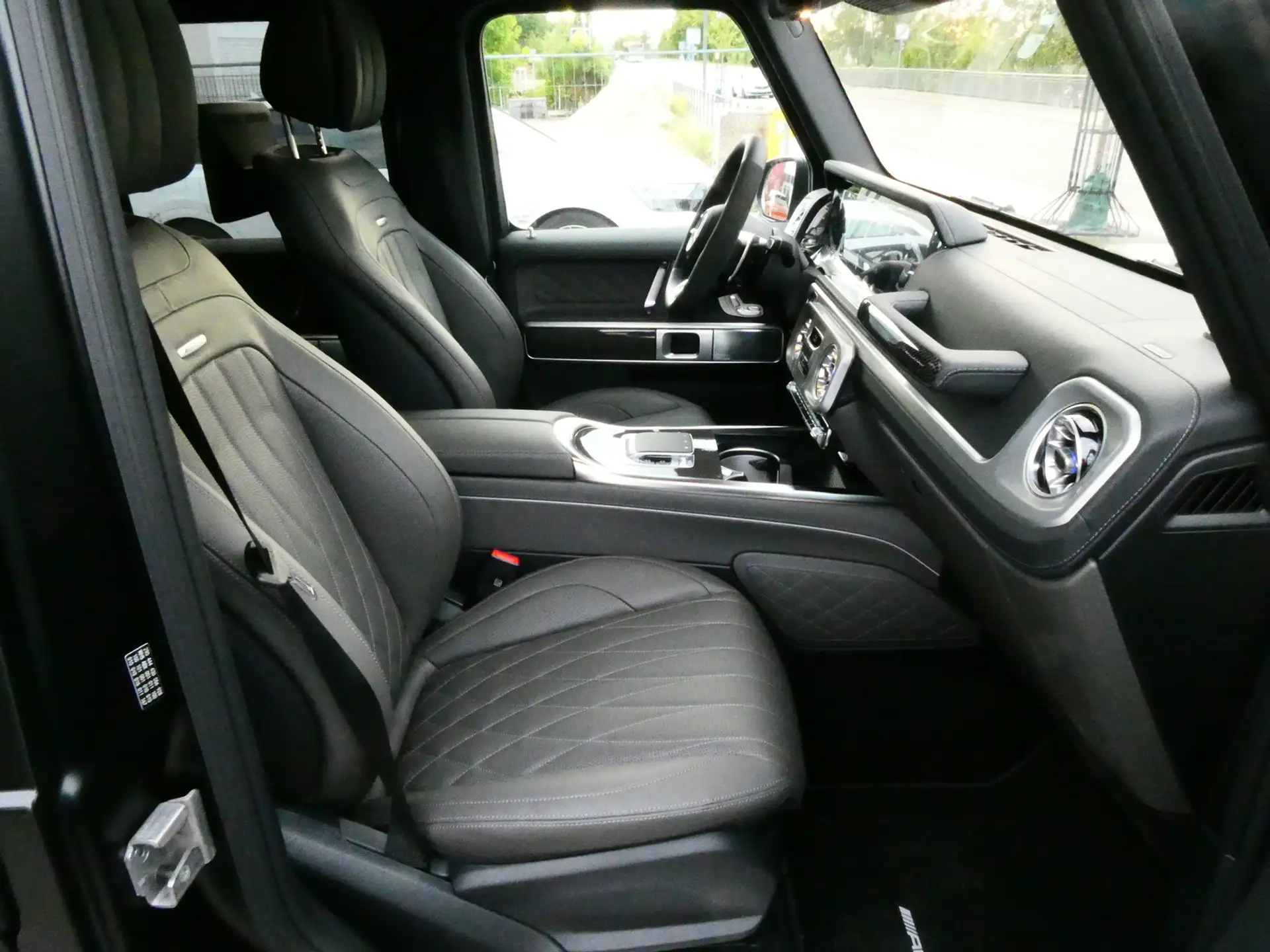 벤츠 G63 AMG 2026 2026 검정 사진 8