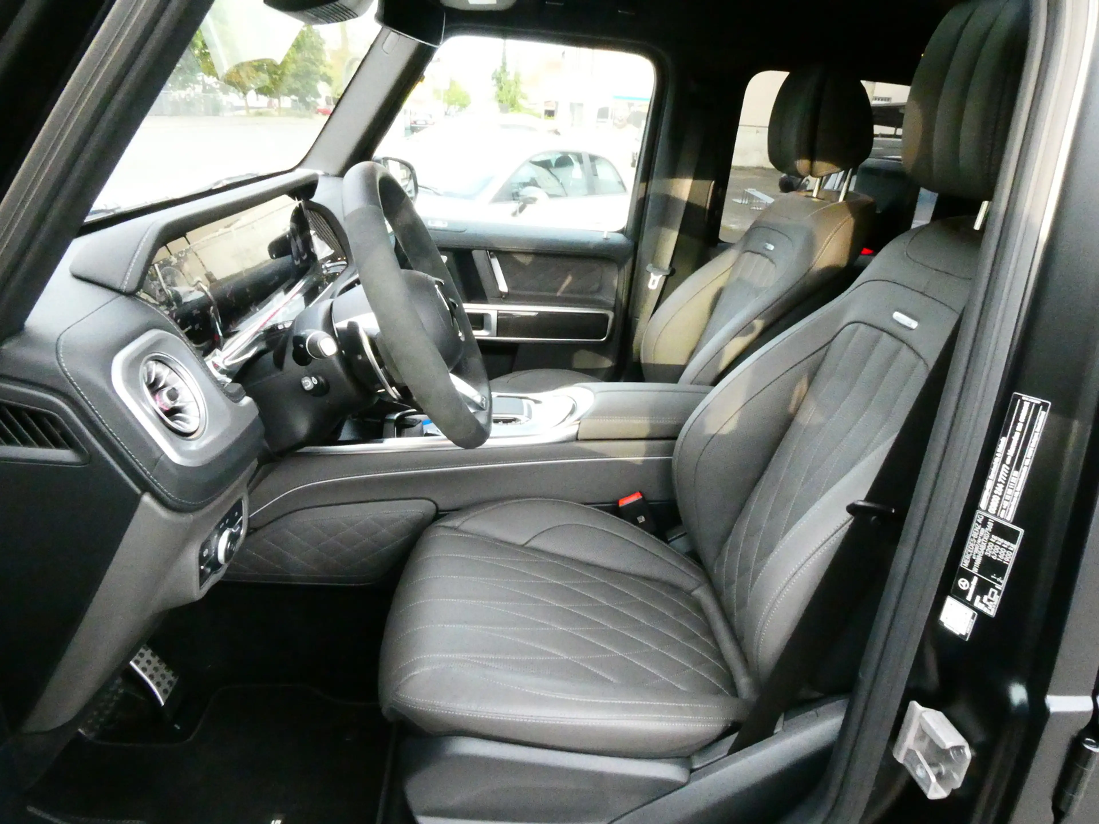 Mercedes-Benz Others G63 AMGVOLL A22+ENTERTA+CARBON+GMAN+WINTER+STAND — photo 10