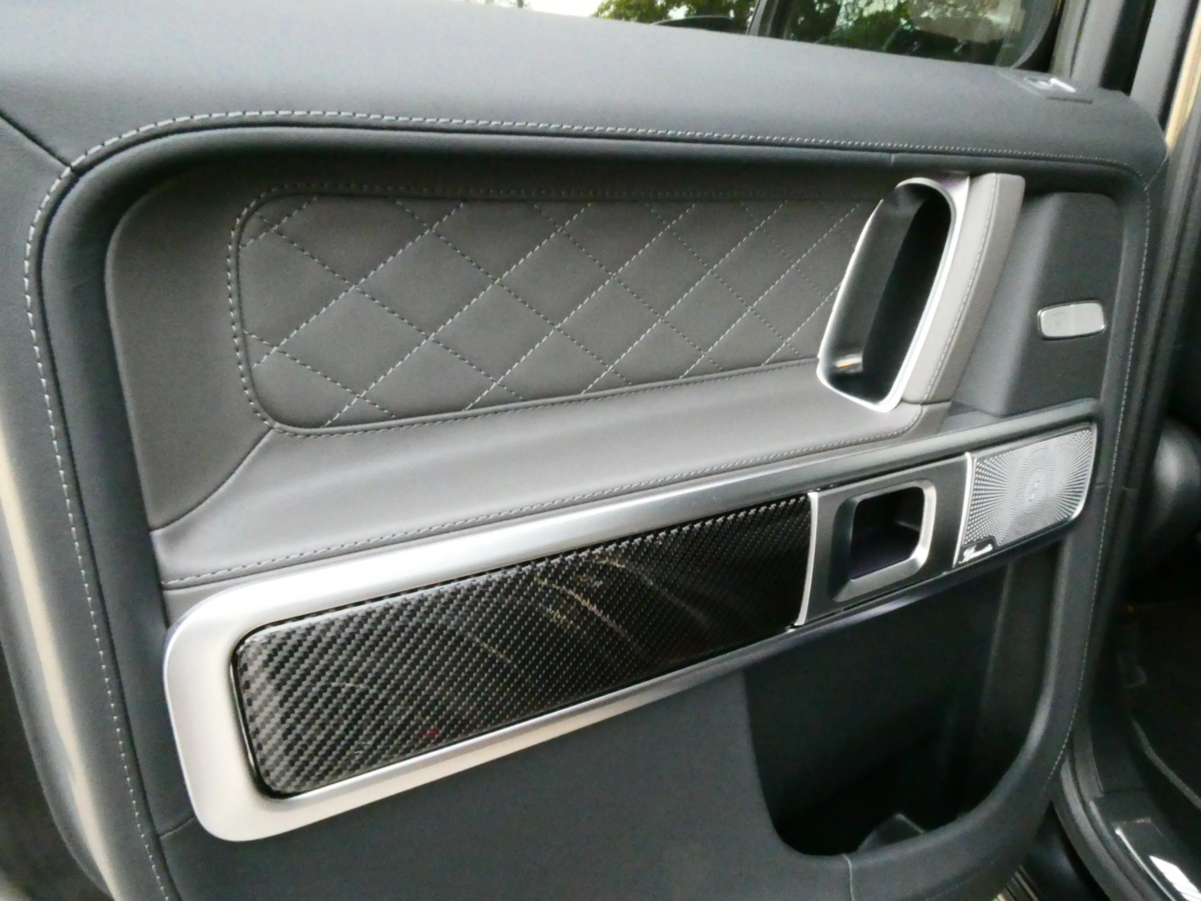 Mercedes-Benz Others G63 AMGVOLL A22+ENTERTA+CARBON+GMAN+WINTER+STAND — photo 12
