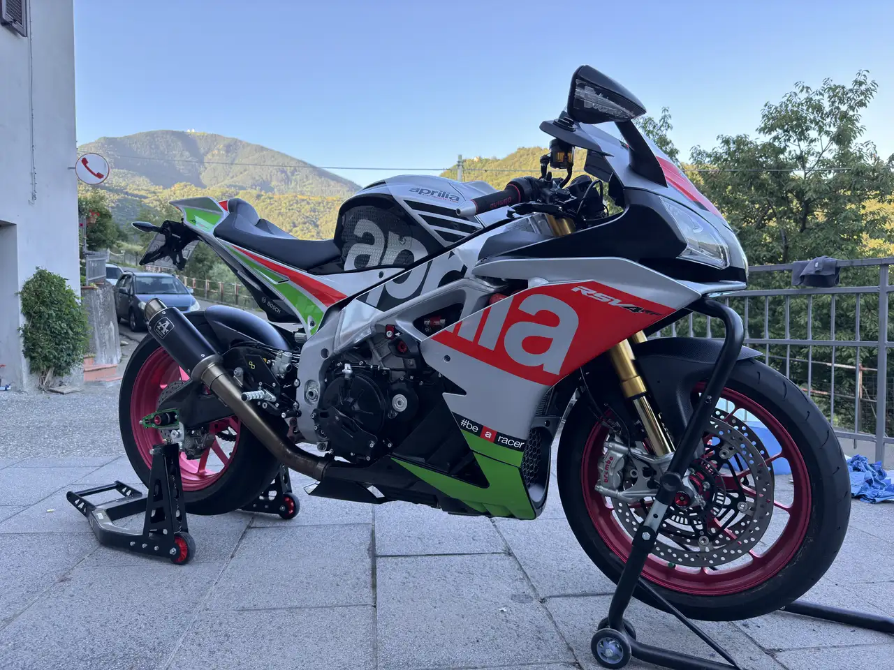 Aprilia RSV4