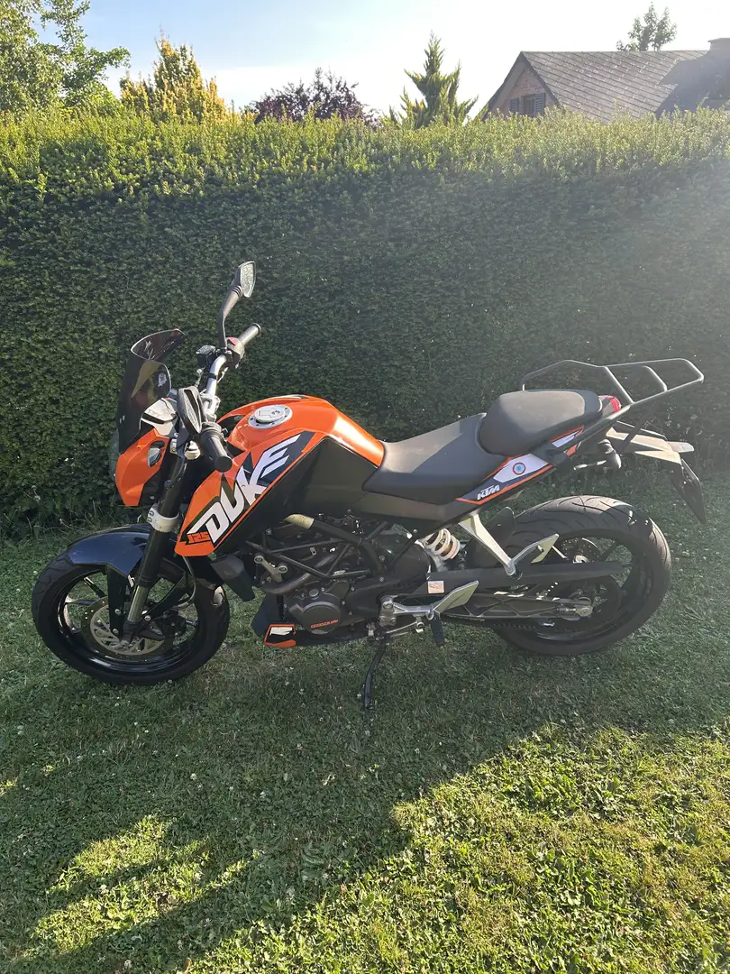 KTM 125 Duke - 1