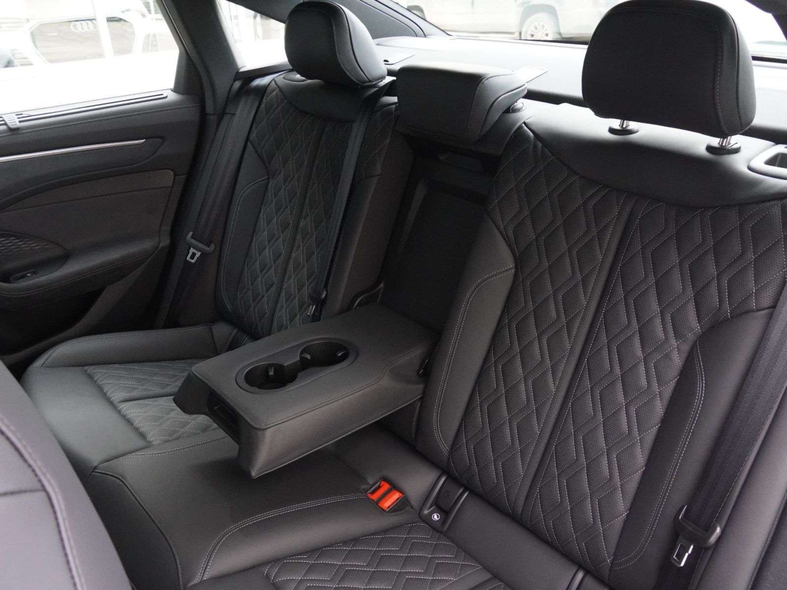 2026 Audi A6 Technik TFSI quattro thumb 21