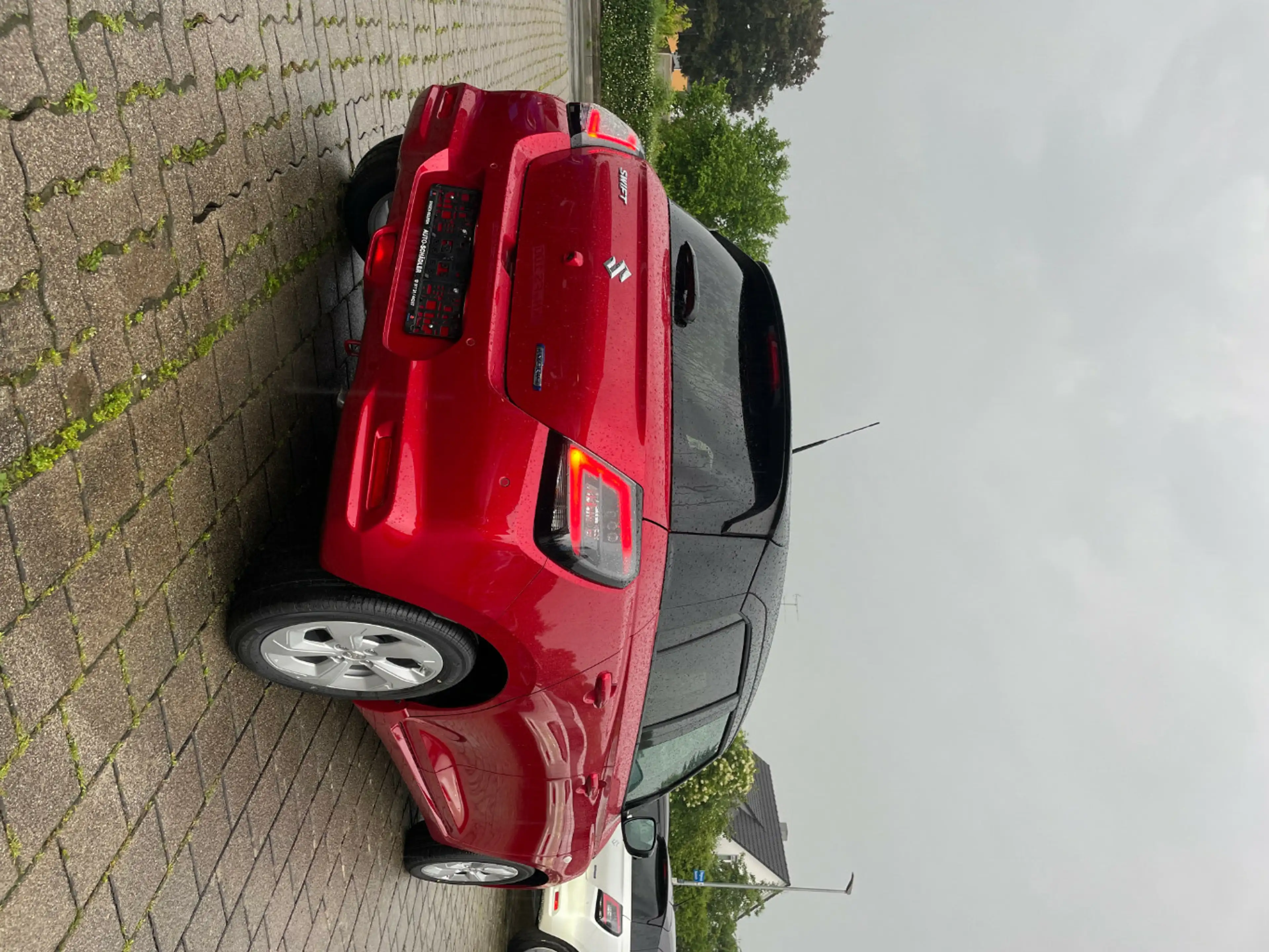 Suzuki Swift 1.2 Dualjet Hybrid 61 kW Comfort — photo 7