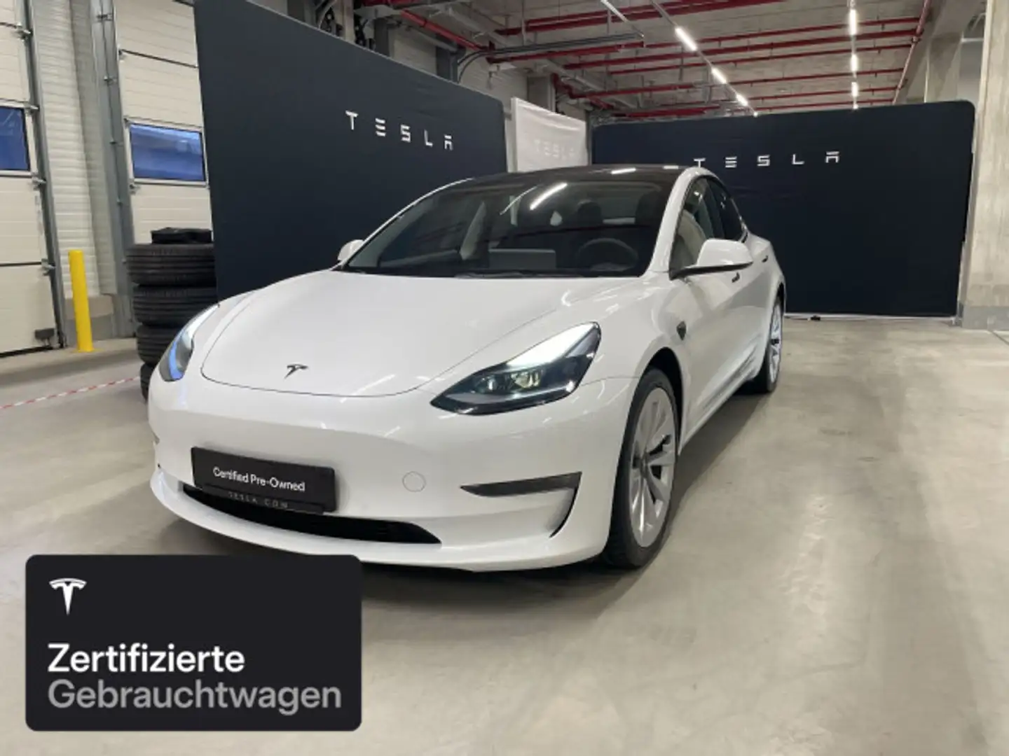 Tesla Model 3 Long Range AWD Wit - 2