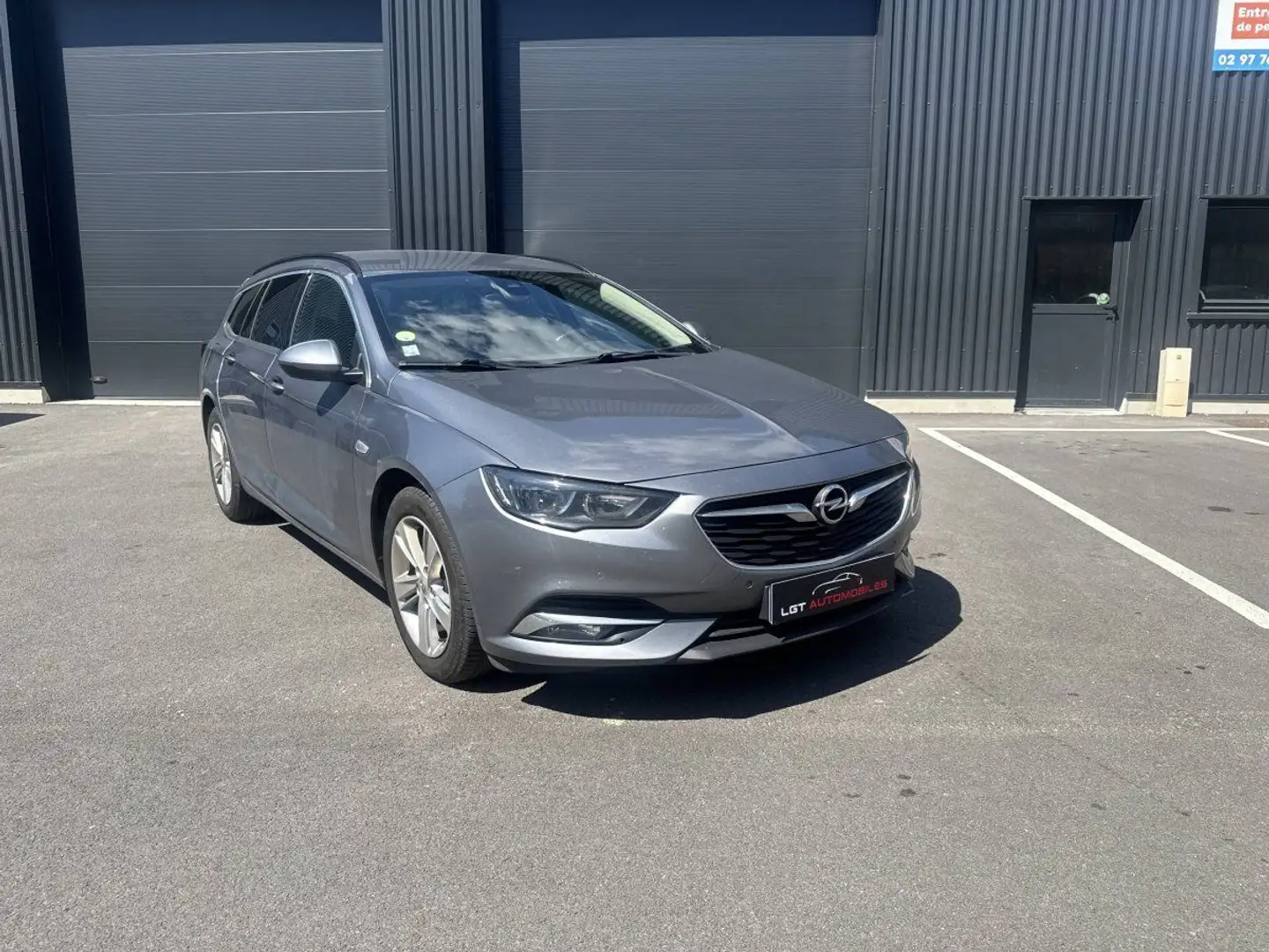 Opel Insignia 1.6 D 136ch Elegance Business BVA Euro6dT Gris - 2