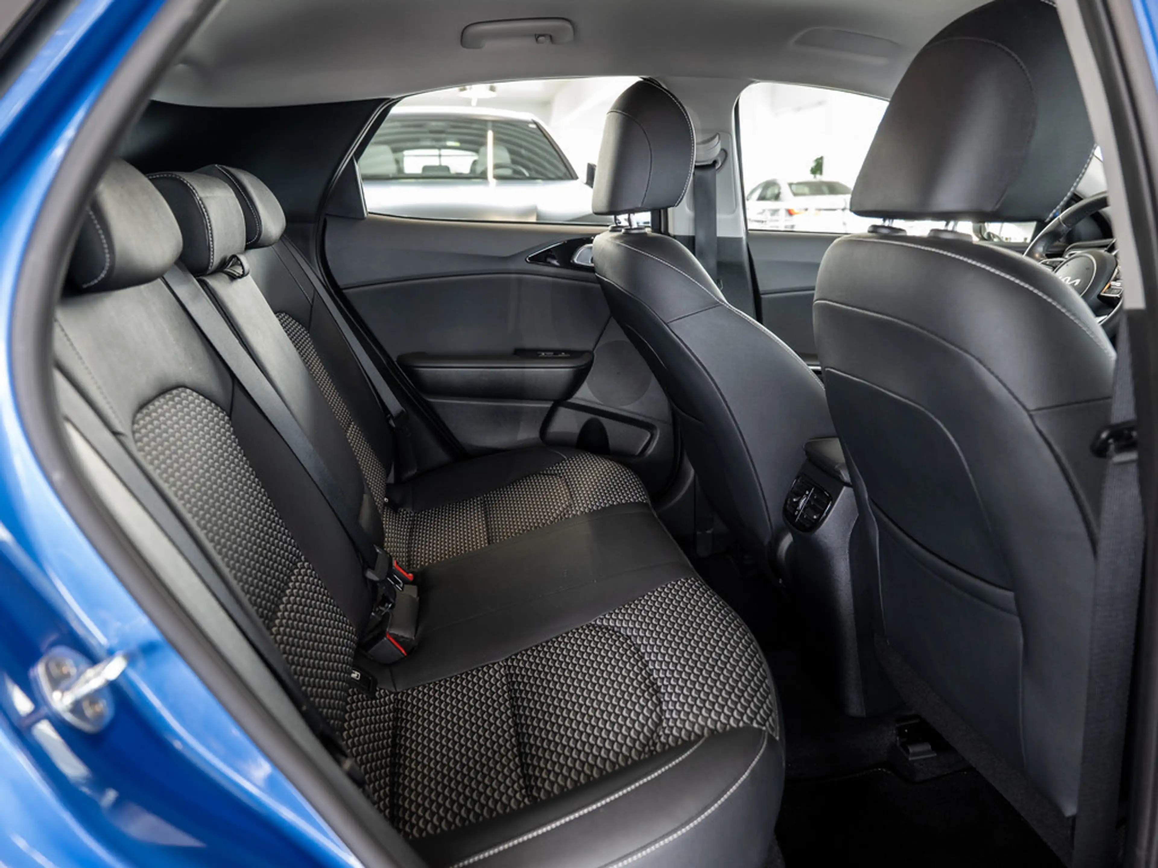 Kia XCeed 1.5 T-GDi Spirit LED ALUFELGEN 18 ZOLL — photo 9