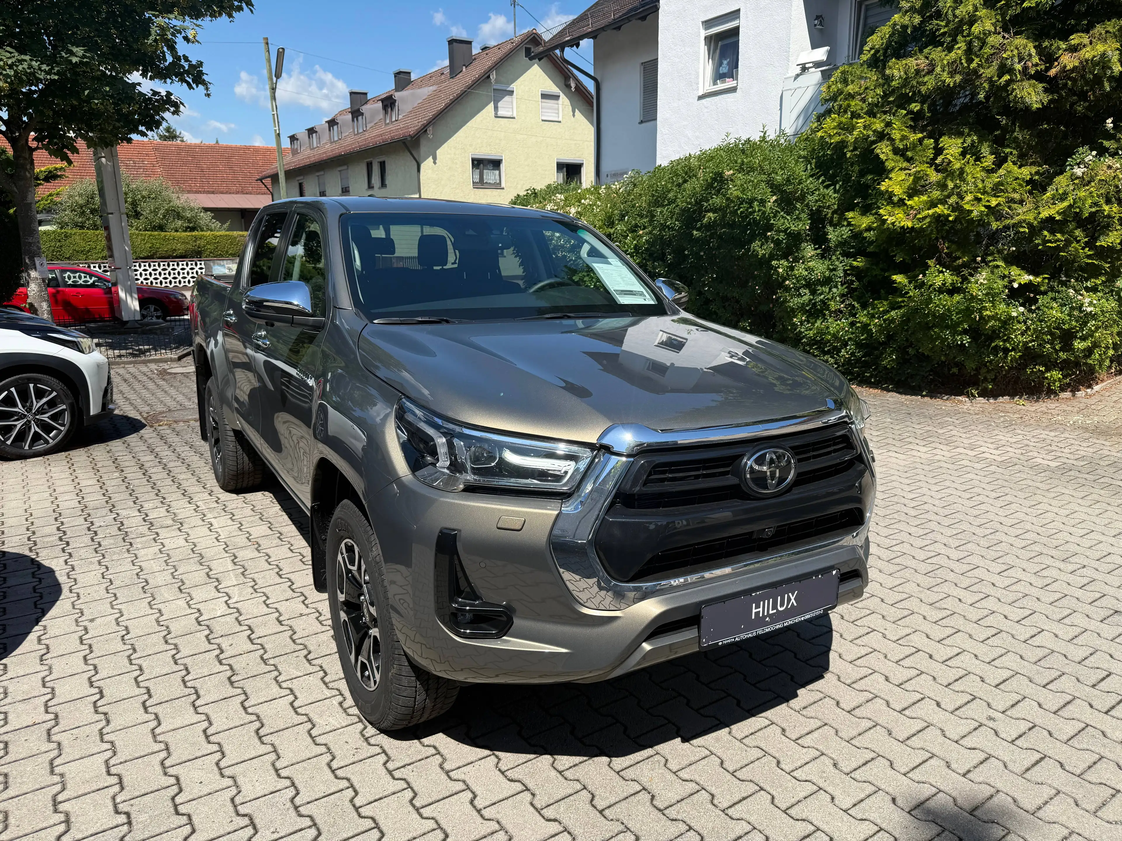 Toyota Hilux HiLux 4x4 Double Cab Autm. Executive,AHK,Navi,360°Kamera — photo 2