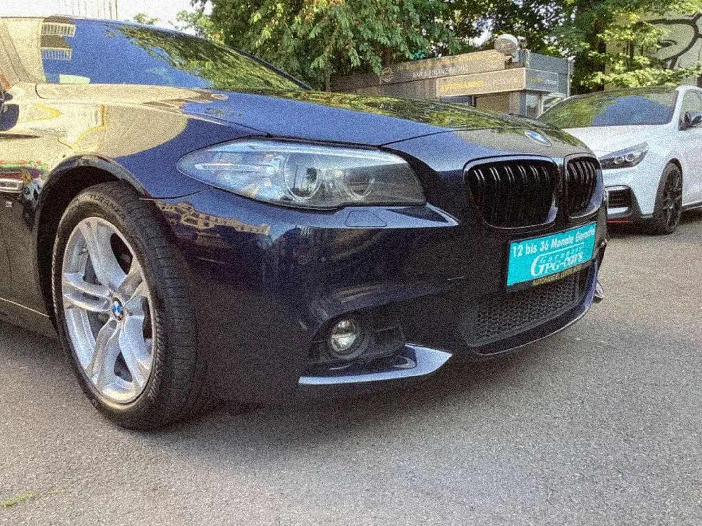 BMW 530 530d Sport-Aut. Чёрный - 2