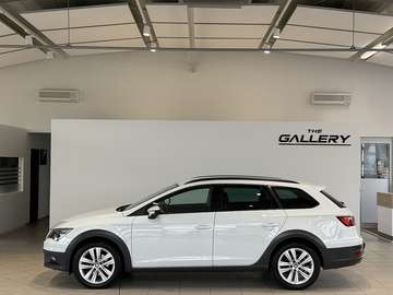 ST X-Perience 2,0 TDI DSG 4Drive*ACC*AHK*Kamera...