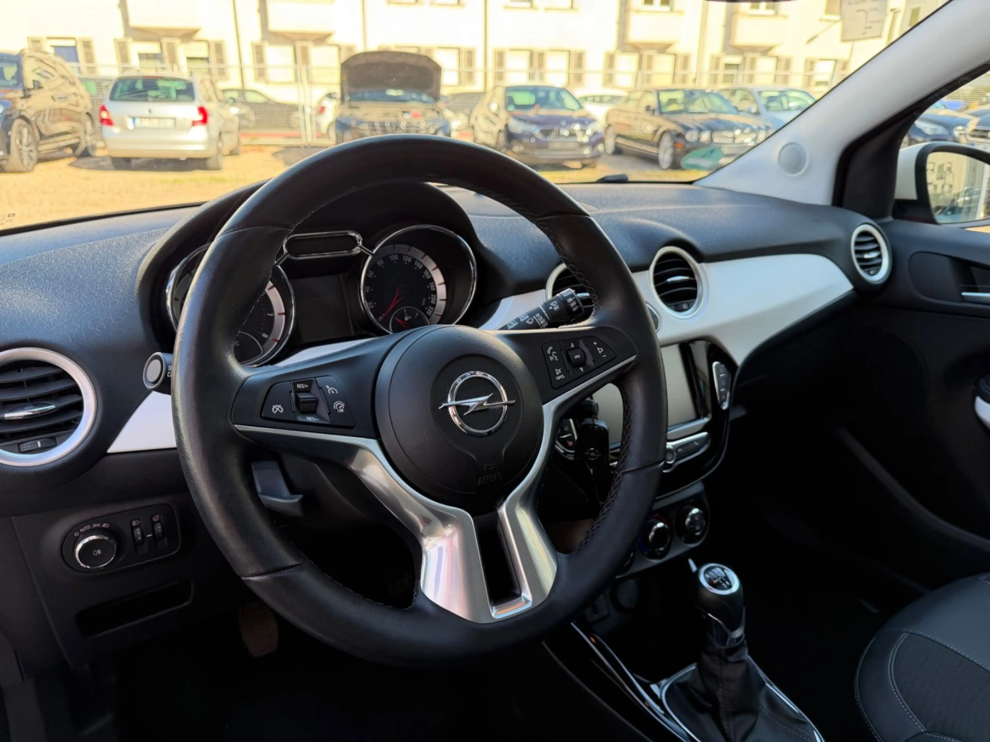 Opel Adam Glam — photo 12