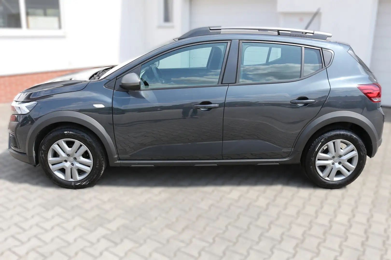 Dacia Sandero Stepway Expression Grau - 2