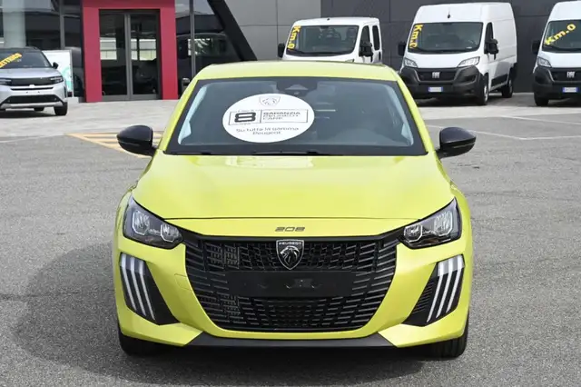 Peugeot 208 view 16