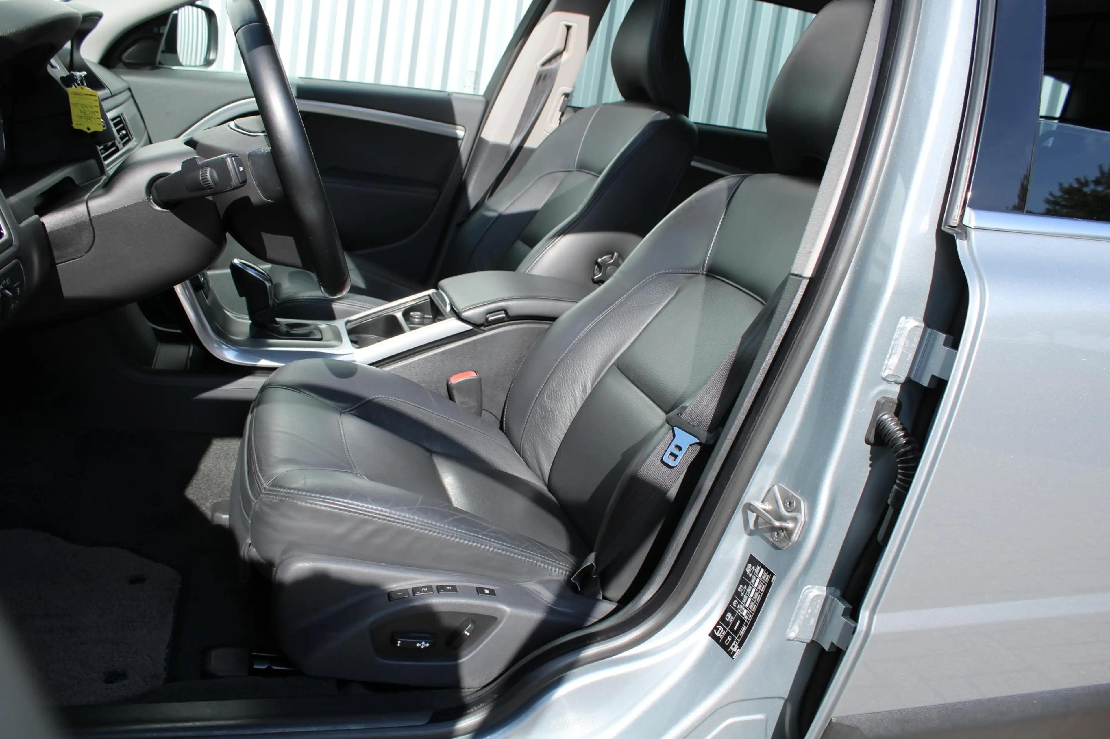 Volvo XC70 T5 FWD Nordic+ | Origineel Nederlands geleverd | D — photo 4