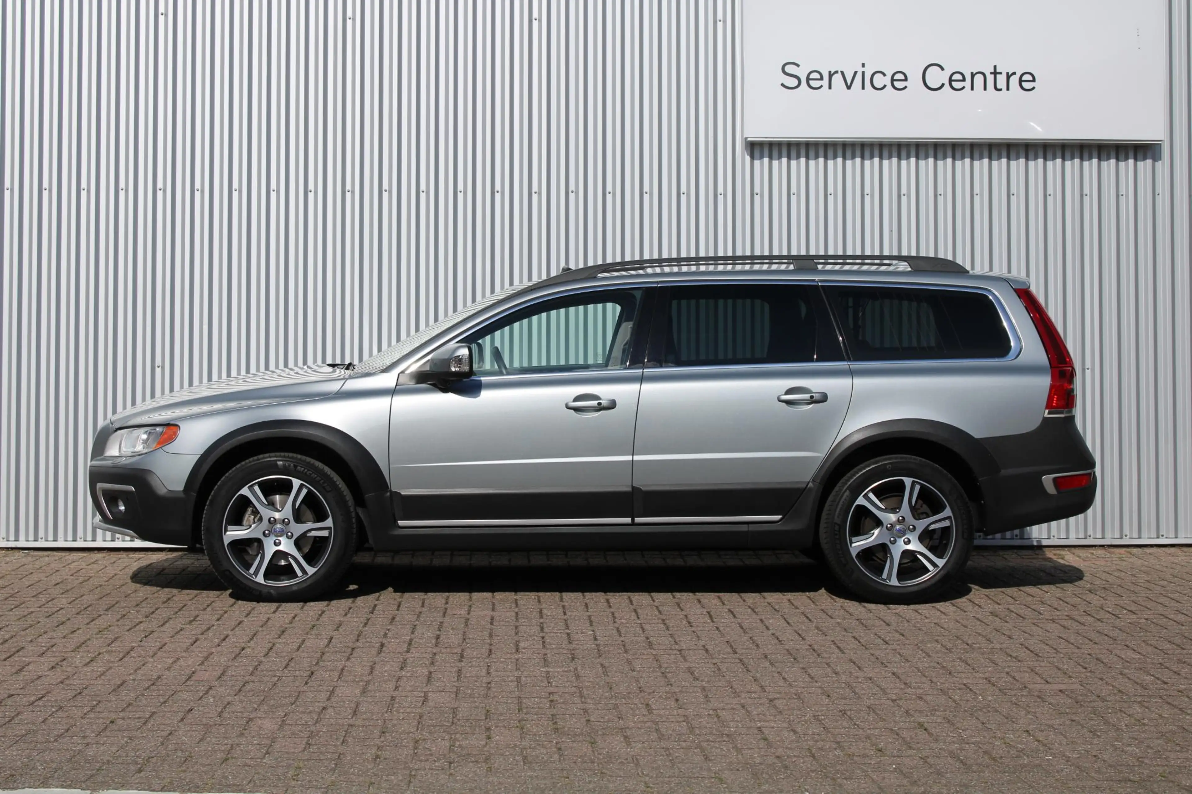 Volvo XC70 T5 FWD Nordic+ | Origineel Nederlands geleverd | D — photo 8