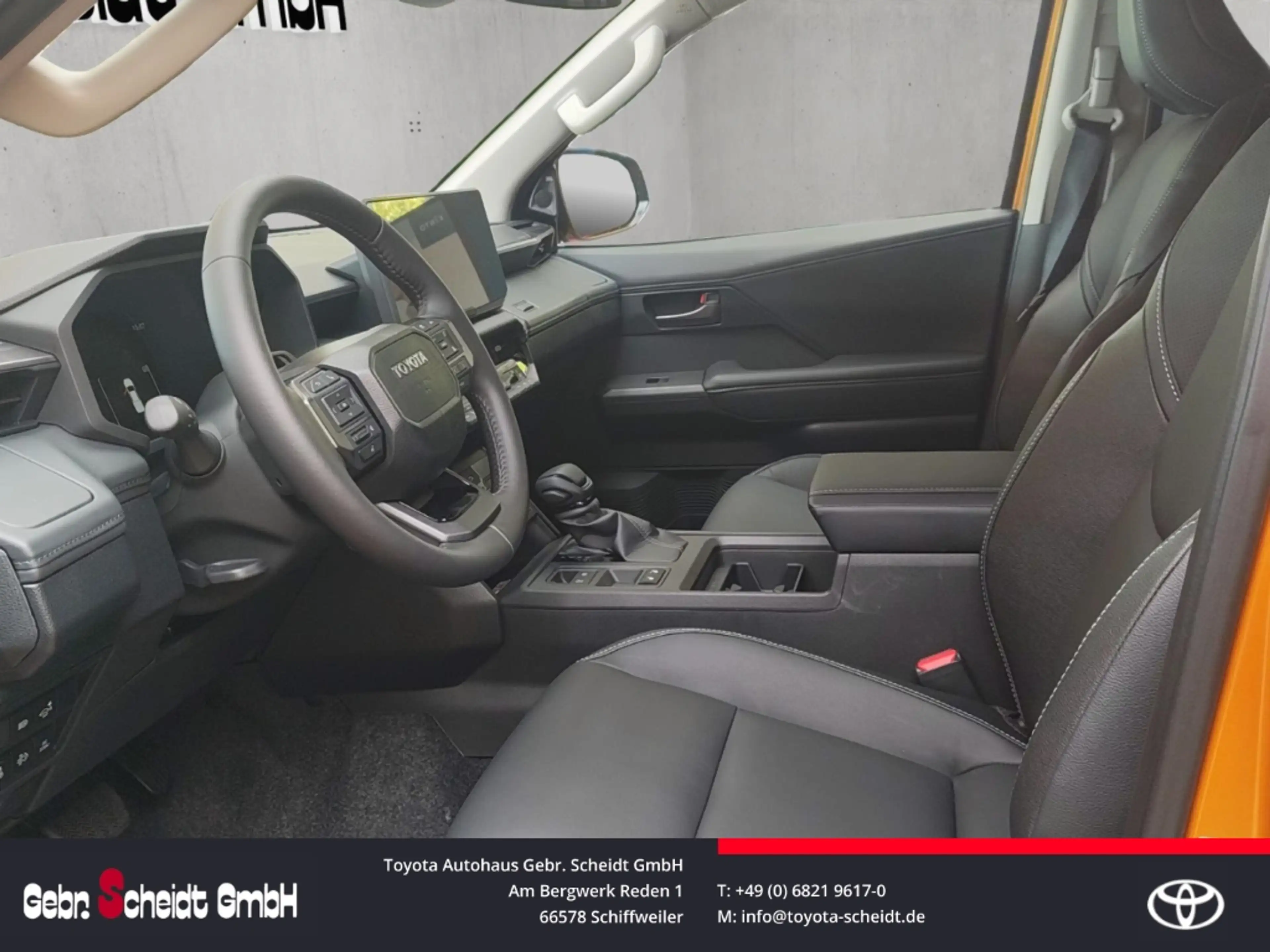 Toyota Hilux Double Cab Invincible 2,8-l-D-4D, 150 kW (204 PS) — photo 13