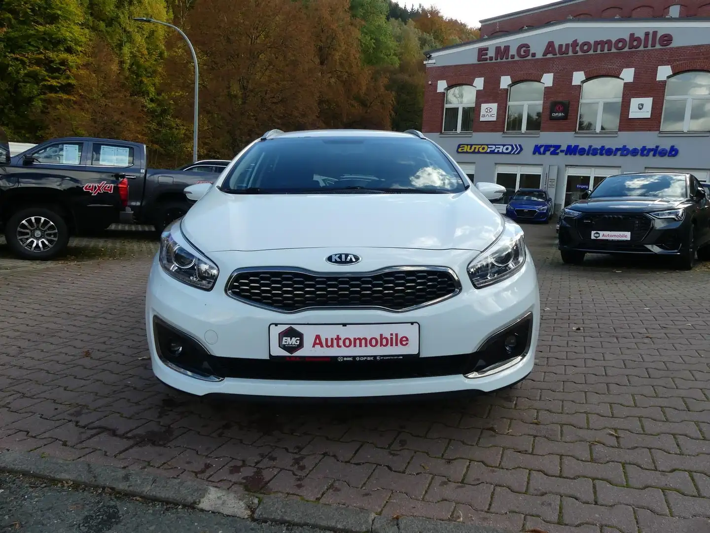 Kia Ceed / cee'd Ceed *Navi*Kam*Klimaauto*AppleCarp*Sitzheizung Weiß - 2