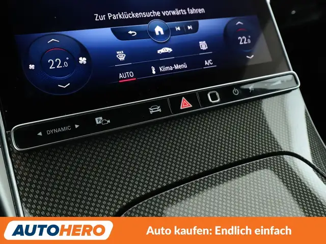Mercedes-Benz C-Class view 25