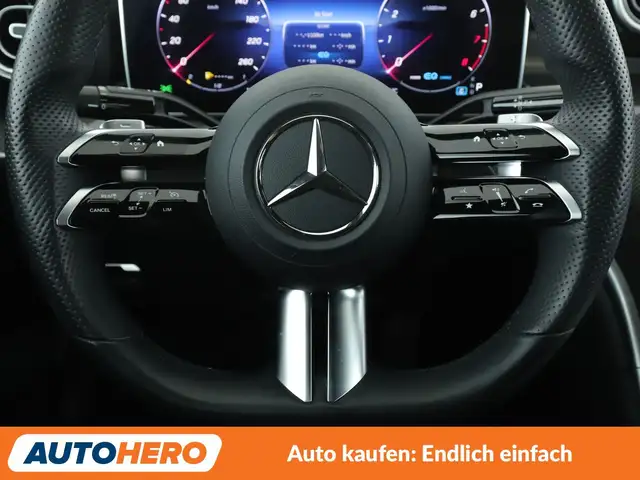 Mercedes-Benz C-Class view 19