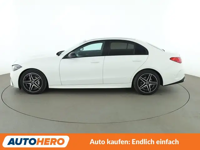 Mercedes-Benz C-Class view 3