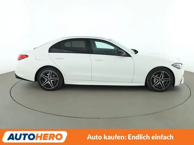 Mercedes-Benz C-Class view 7