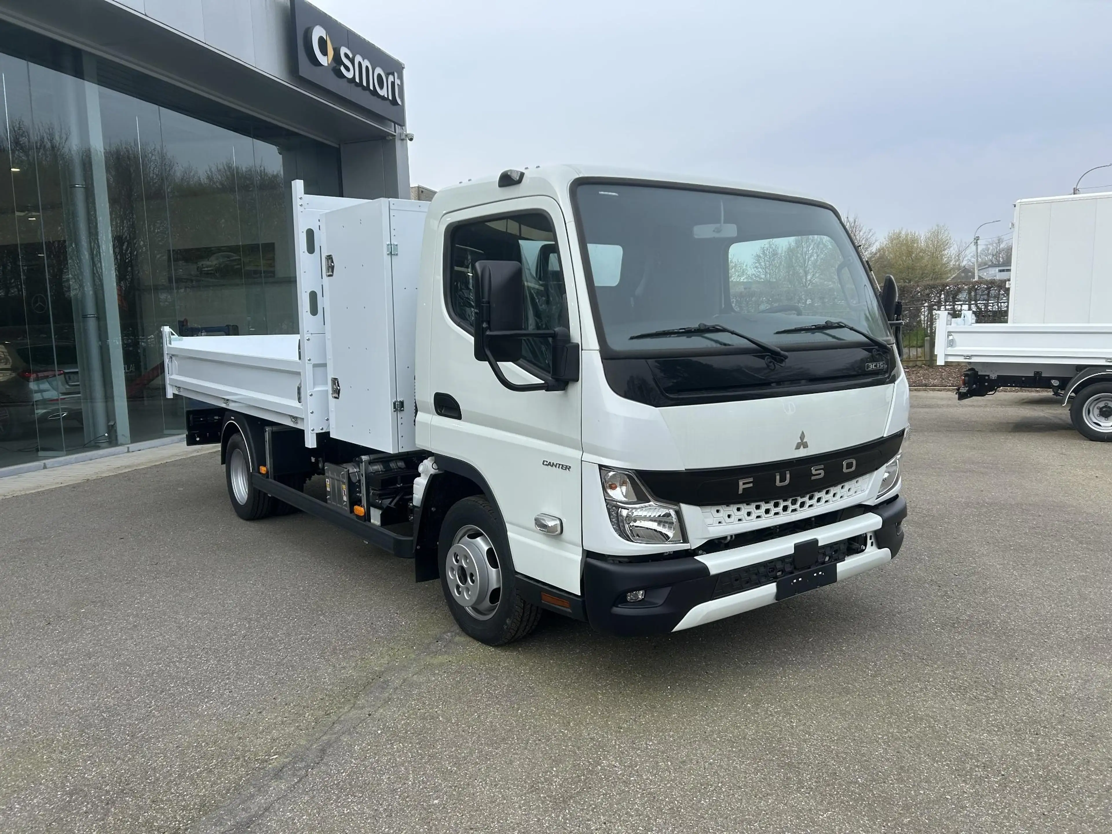 Mitsubishi Canter Fuso 3C 15 LWB Kipbak DOS 108327 - 03 — photo 3
