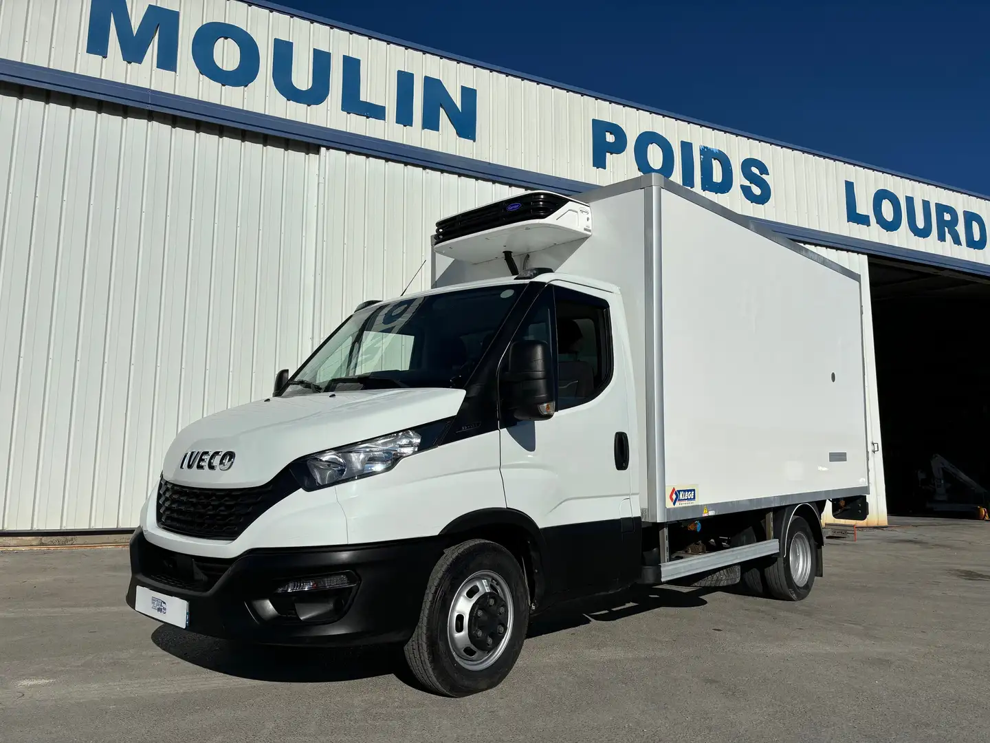 Iveco Daily DAILY CHASSIS CAB 35 C 16S EMP 3750 QUAD-TOR BVM6 Blanc - 2