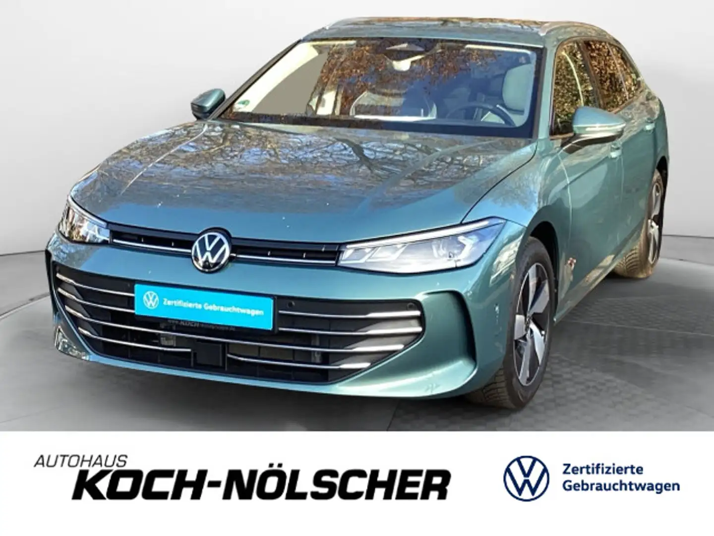 Volkswagen Passat Variant 1.5eTSI Business DSG LED Navi Grün - 1