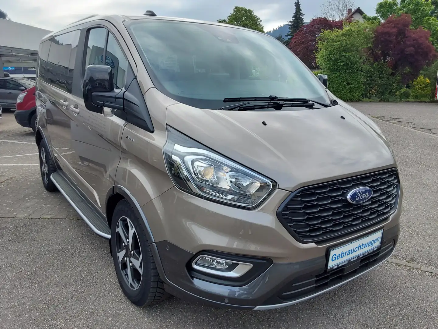 Ford Transit Custom 320 L1 Tourneo Active Brązowy - 2
