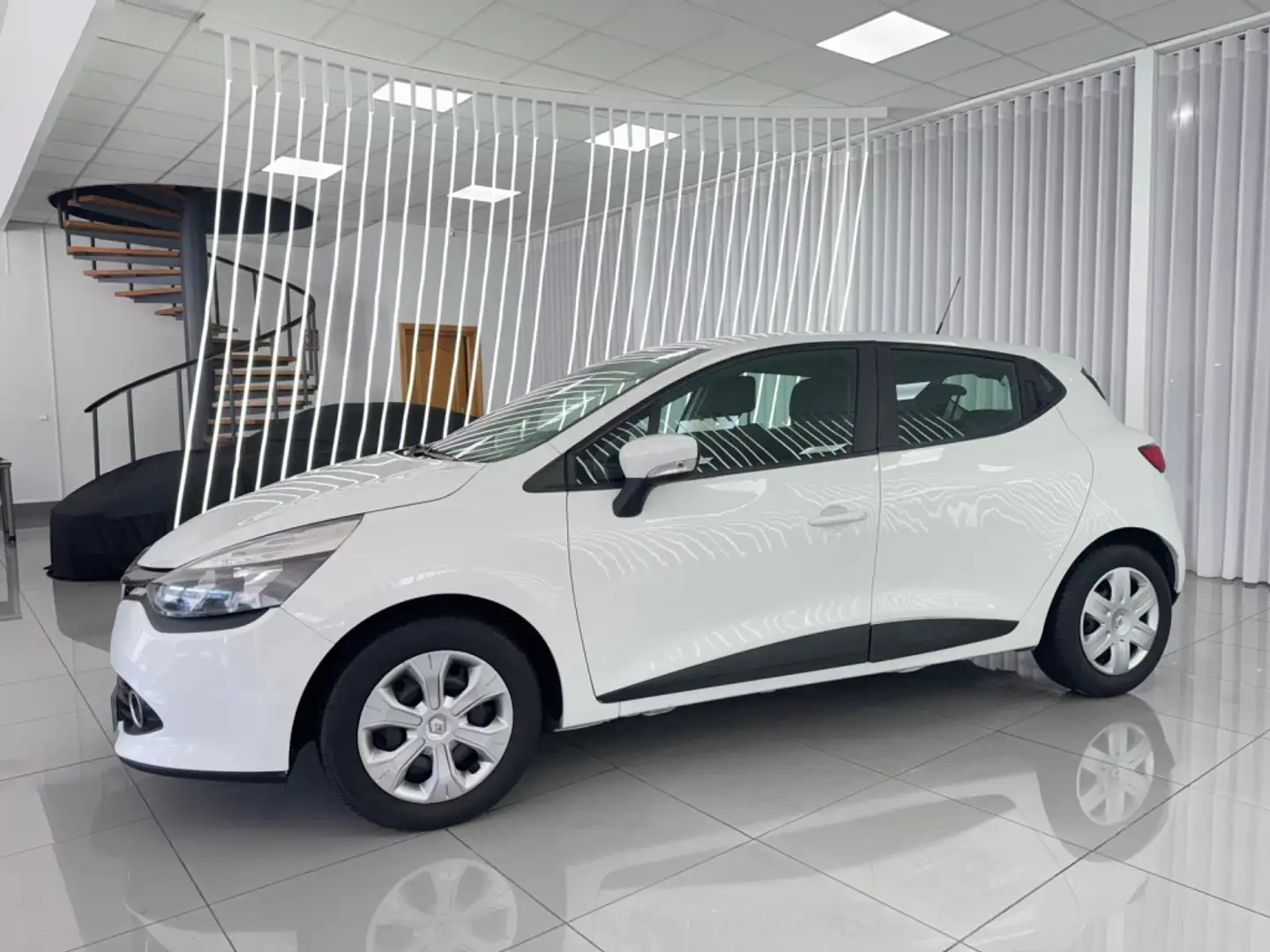 Renault Clio 1.5dCi eco2 Energy Business 75 Blanco - 2
