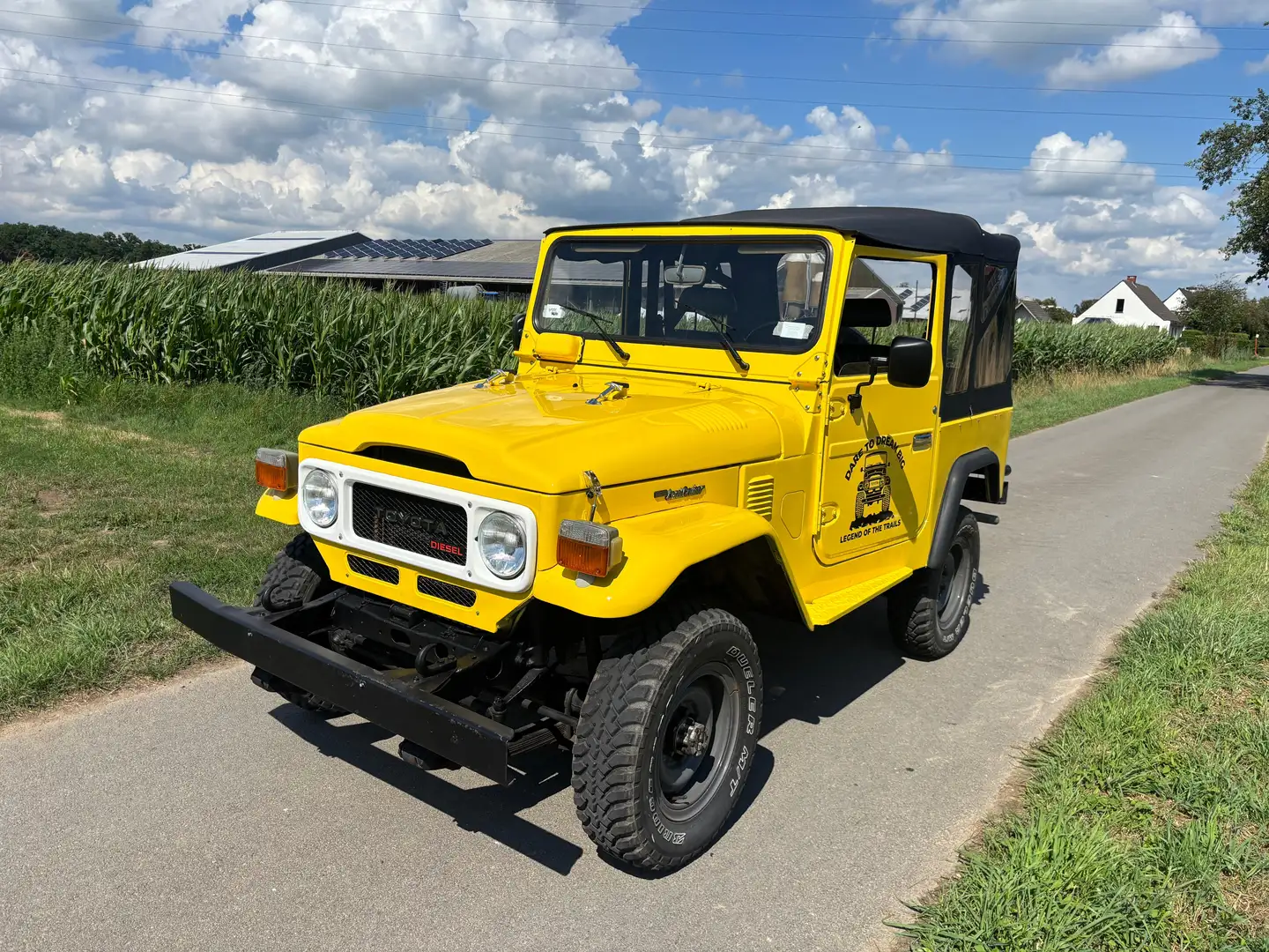 Toyota Land Cruiser BJ 42 Jaune - 1