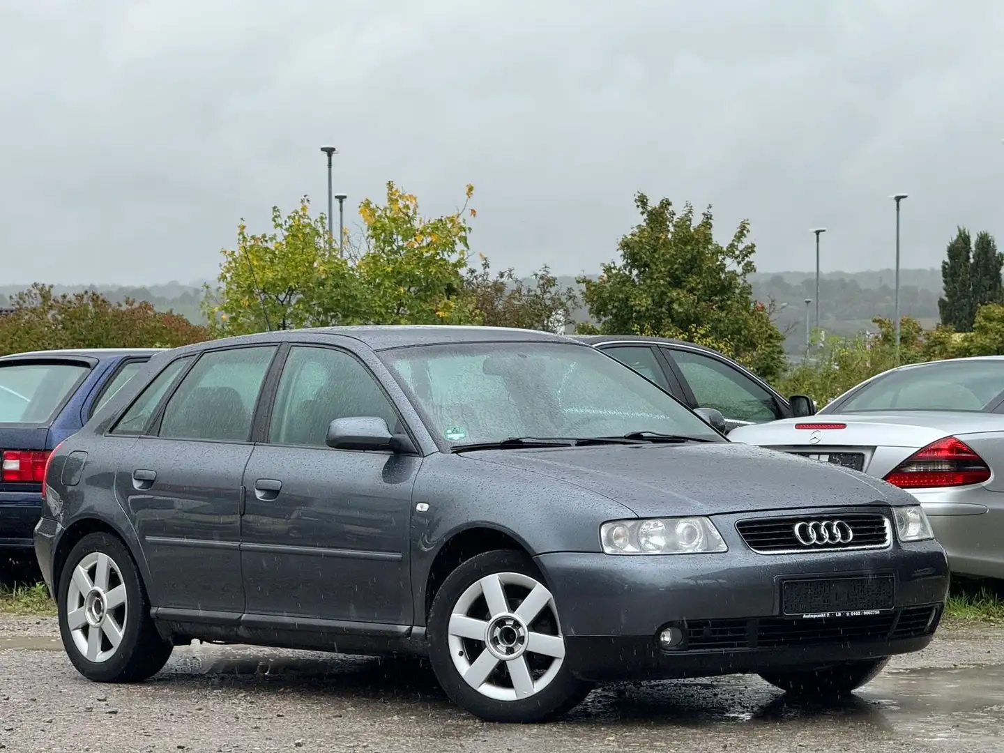 Audi A3 A3 1.6 Ambiente guter Zustand Tüv Neu Grau - 1