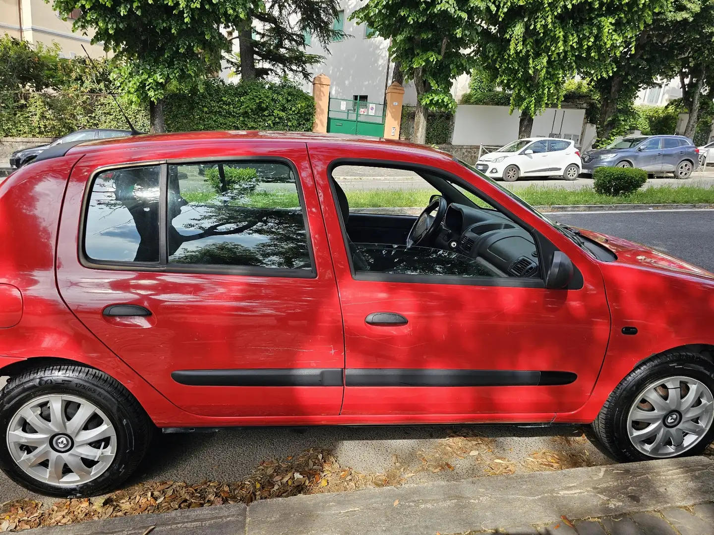 Renault Clio 1.6 16V 130 GT - 1