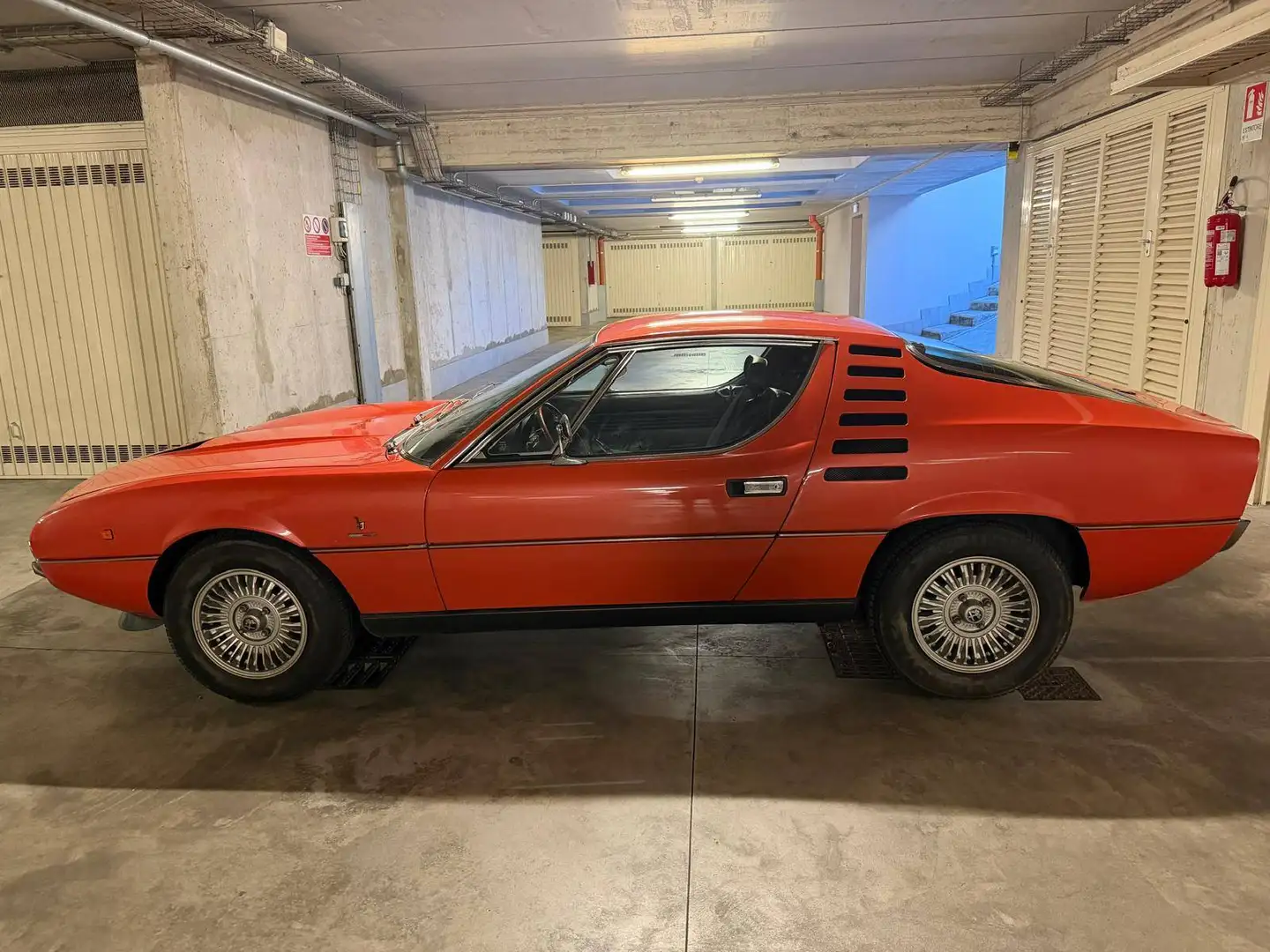 Alfa Romeo Montreal II serie Orange - 2