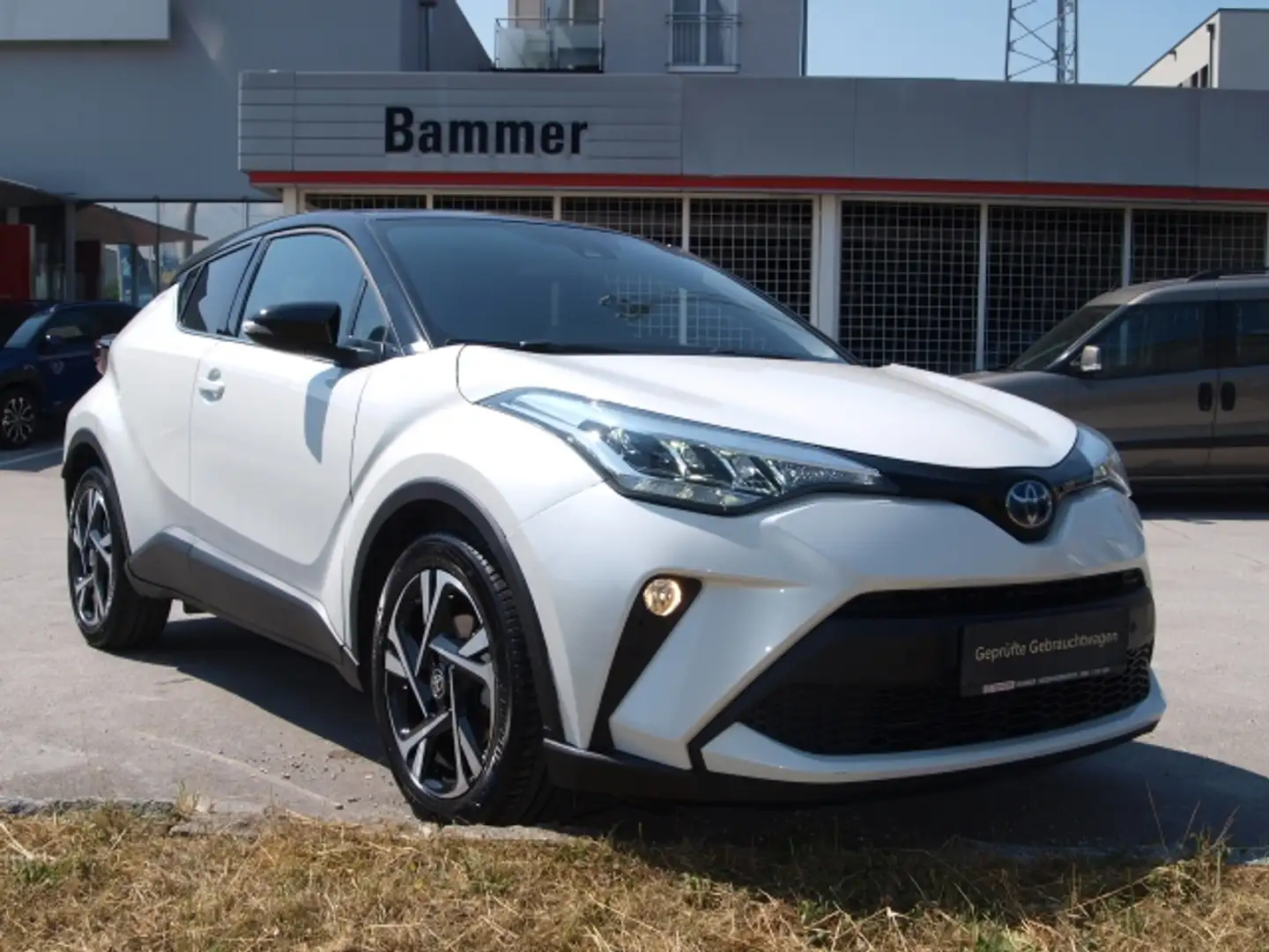 Toyota C-HR C-HR - 1,8 l Hybrid  C-LUB Weiß - 1