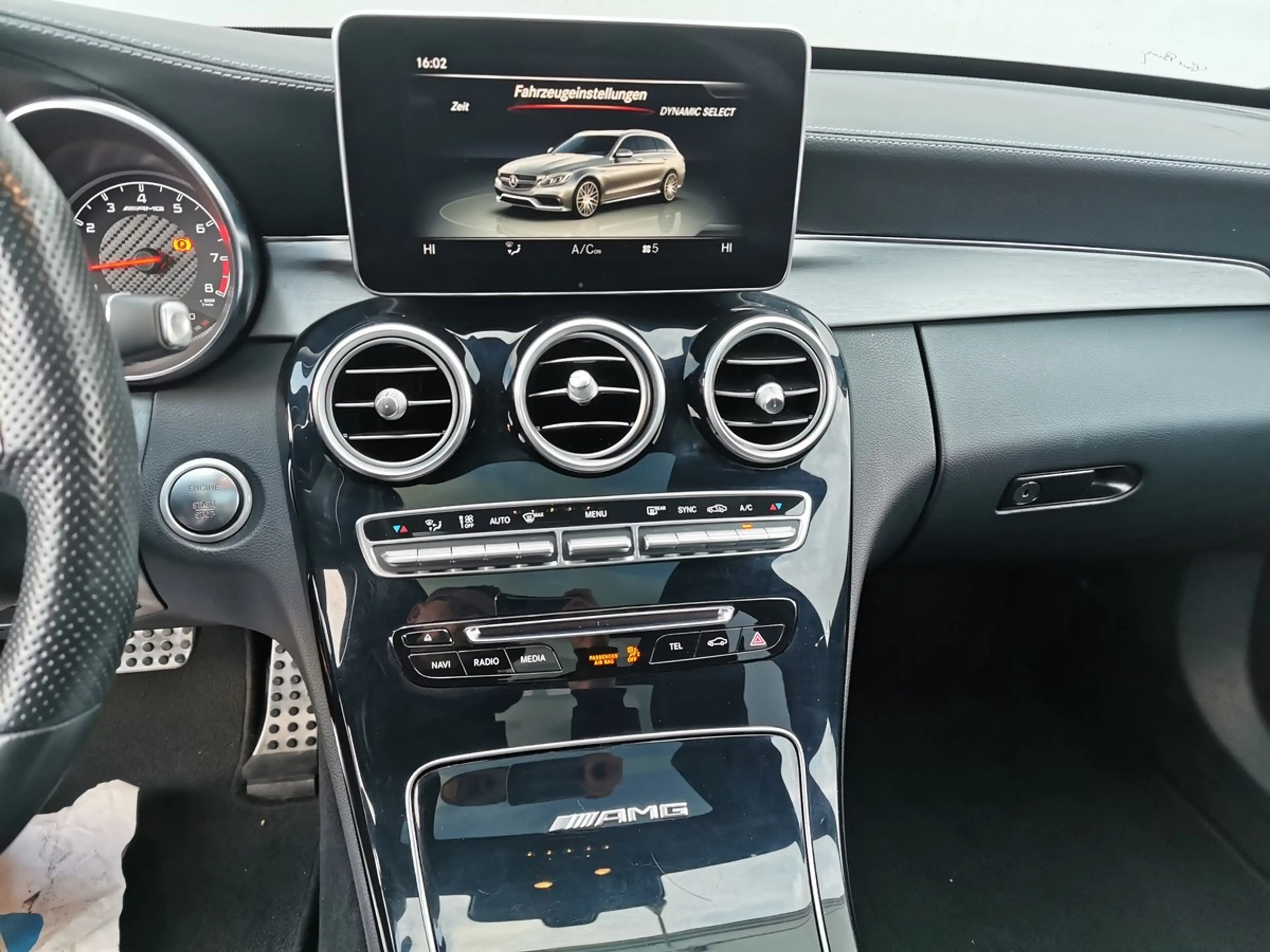 Mercedes-Benz C 63 AMG T +2.Hand+Panodach+ILS+Dist.+AHZV+ — photo 15