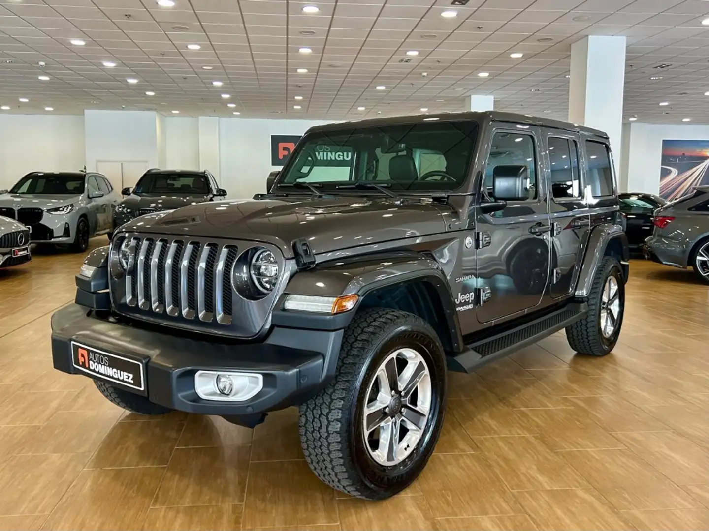 Jeep Wrangler Unlimited 2.2CRD Sahara 8ATX Grijs - 1