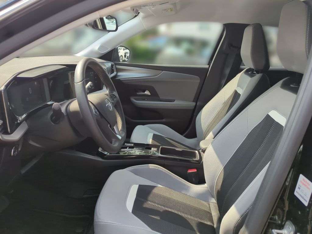 Opel Mokka E