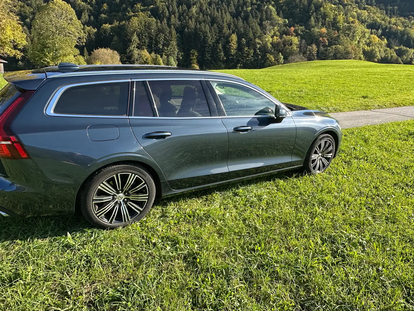 Volvo V60 V60 T6 AWD Recharge PHEV Inscription Geartronic Inscription Blau - 2