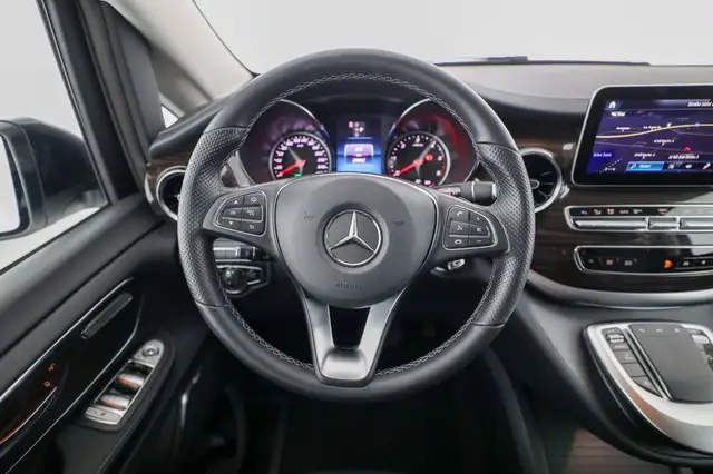 Mercedes-Benz V 250 d 4MATIC AVANTGARDE Lang 7-Sitzer Navi PTS Ansicht 12