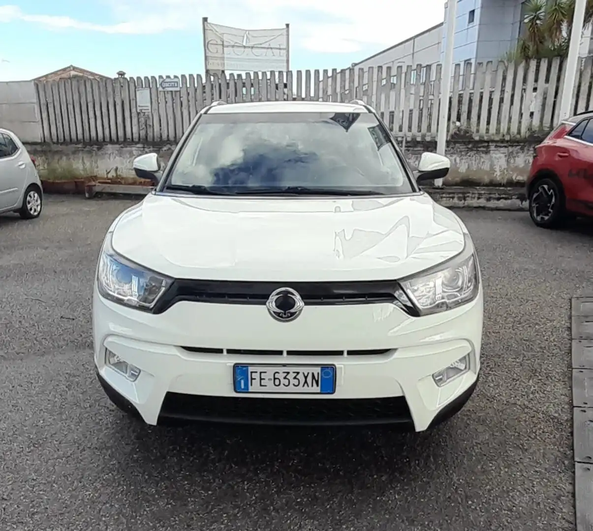 SsangYong Tivoli 1.6d 2WD Go Blanco - 1
