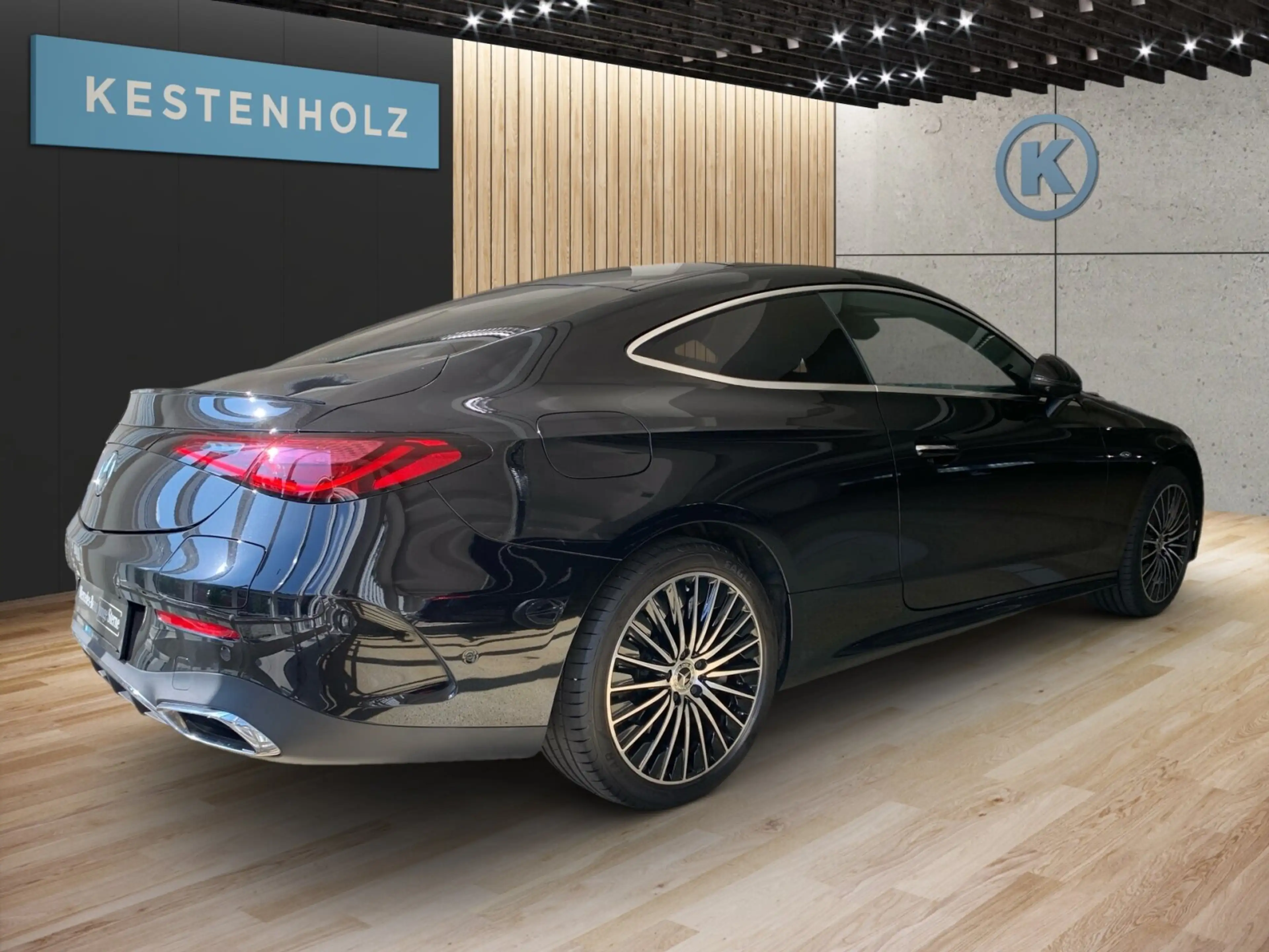 Mercedes-Benz CLE 300 CLE 300e AMG°AHK°PANORAMA°TONKA°FAHRASSIST+° — photo 3