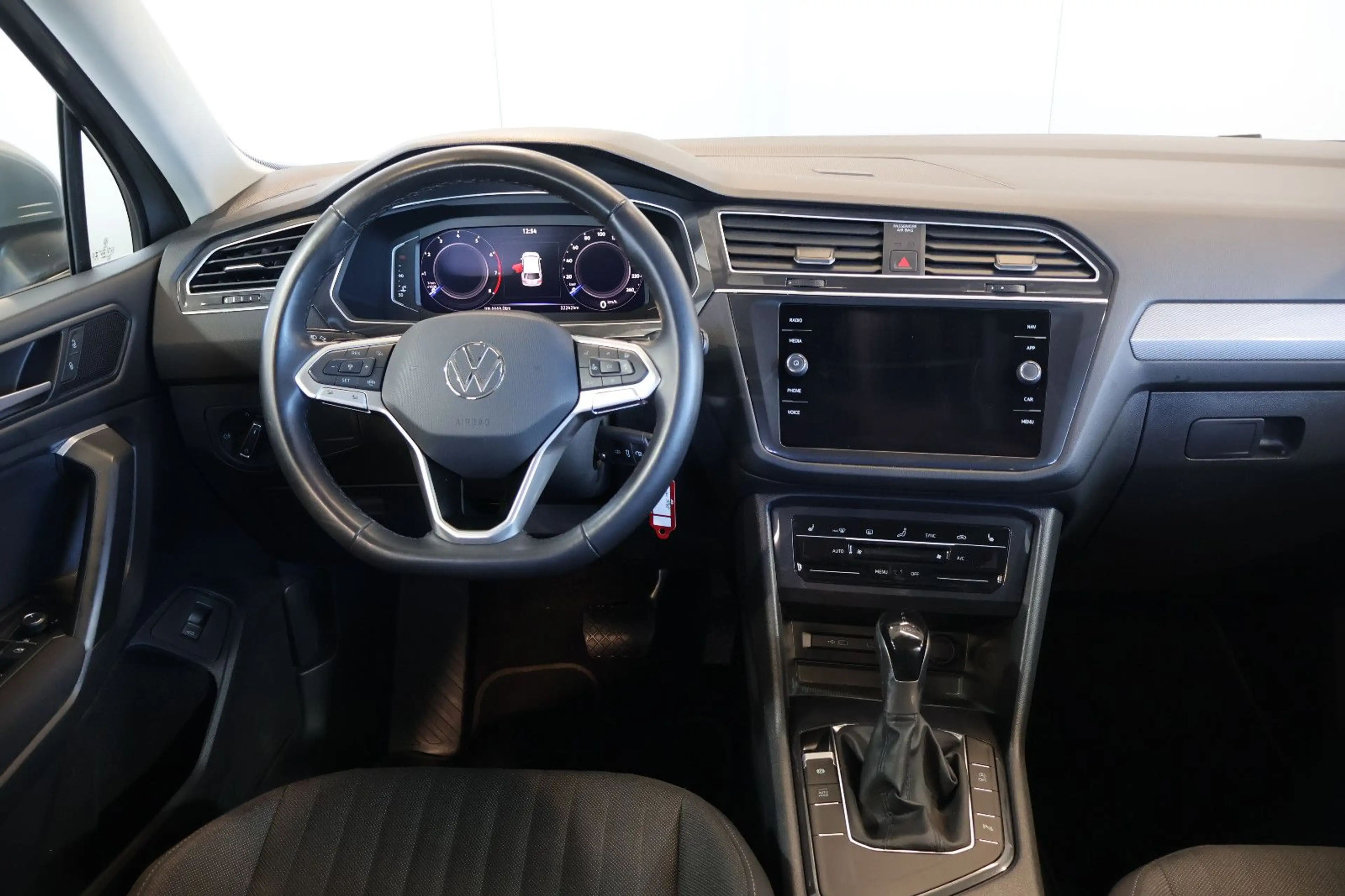 Volkswagen Tiguan Allspace 1.5 TSI Life AID+ACC+AHK+7 SITZE — photo 8