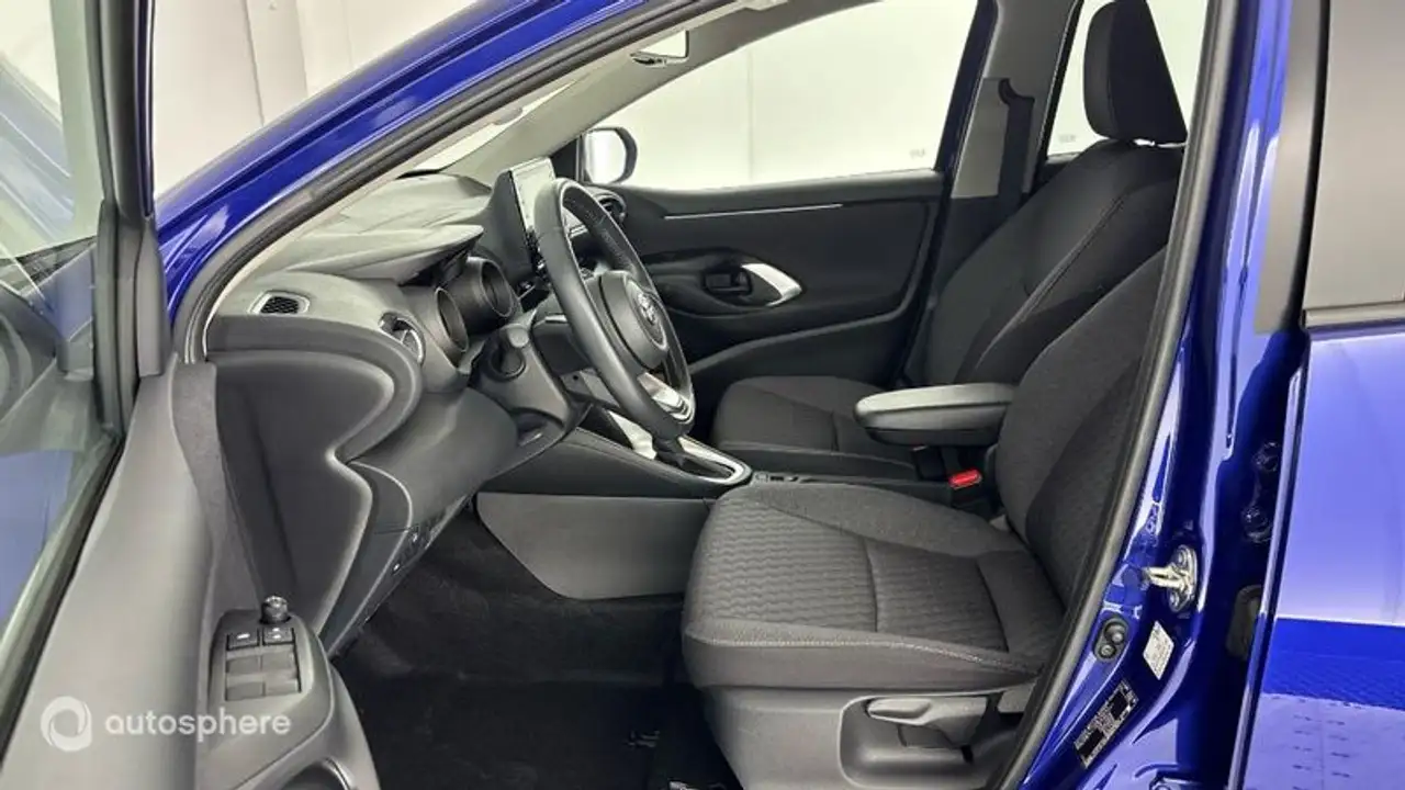 Toyota Yaris Yaris — photo 12