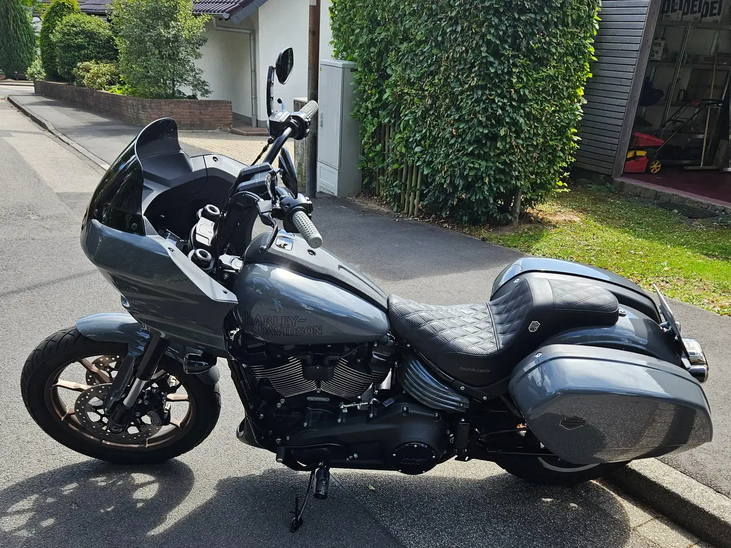 Harley-Davidson Lowrider ST Grigio - 2