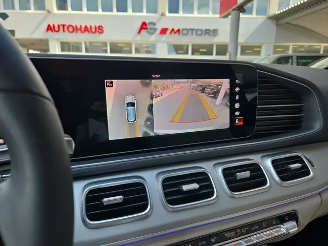 Mercedes-Benz GLE view 26