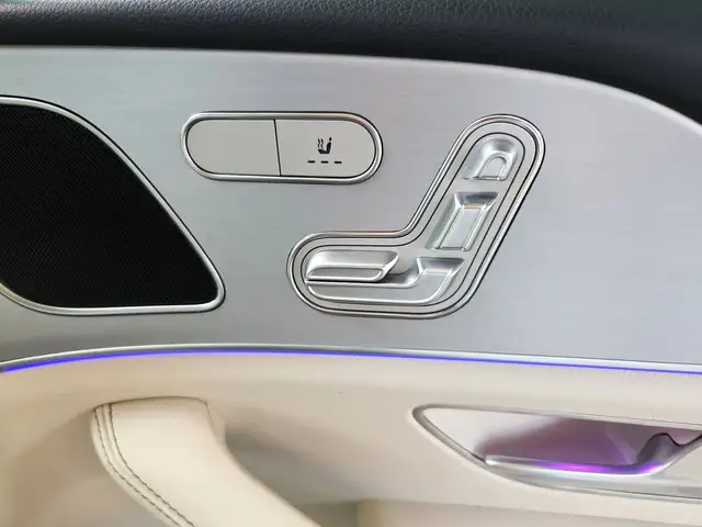 Mercedes-Benz GLE view 16